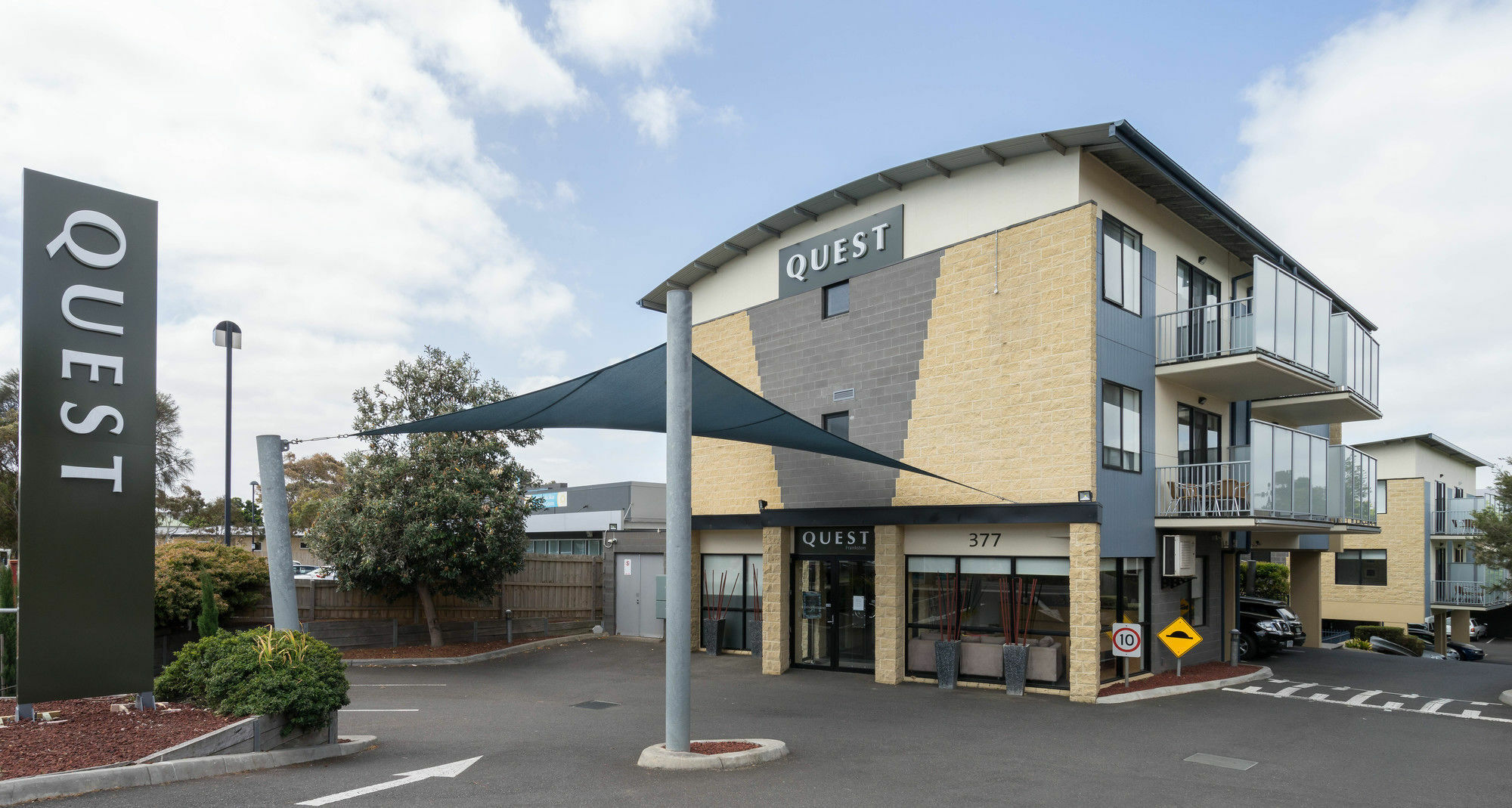 Quest Frankston Aparthotel Exterior foto